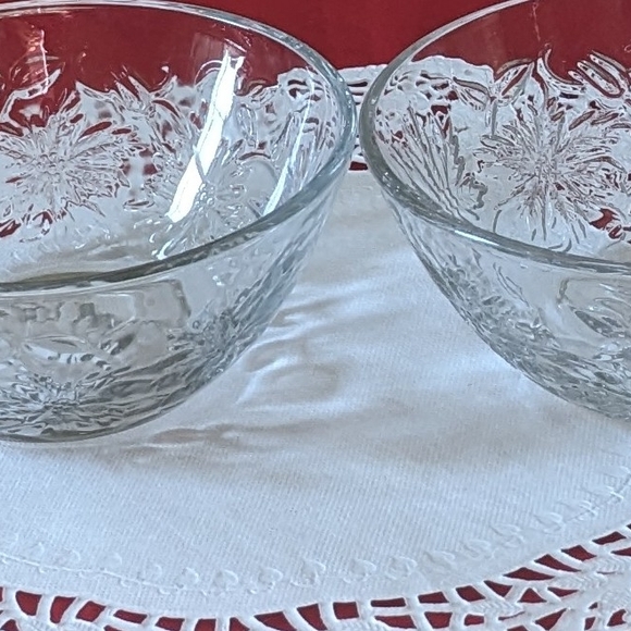 Elegant Clear Glass Bowls Set